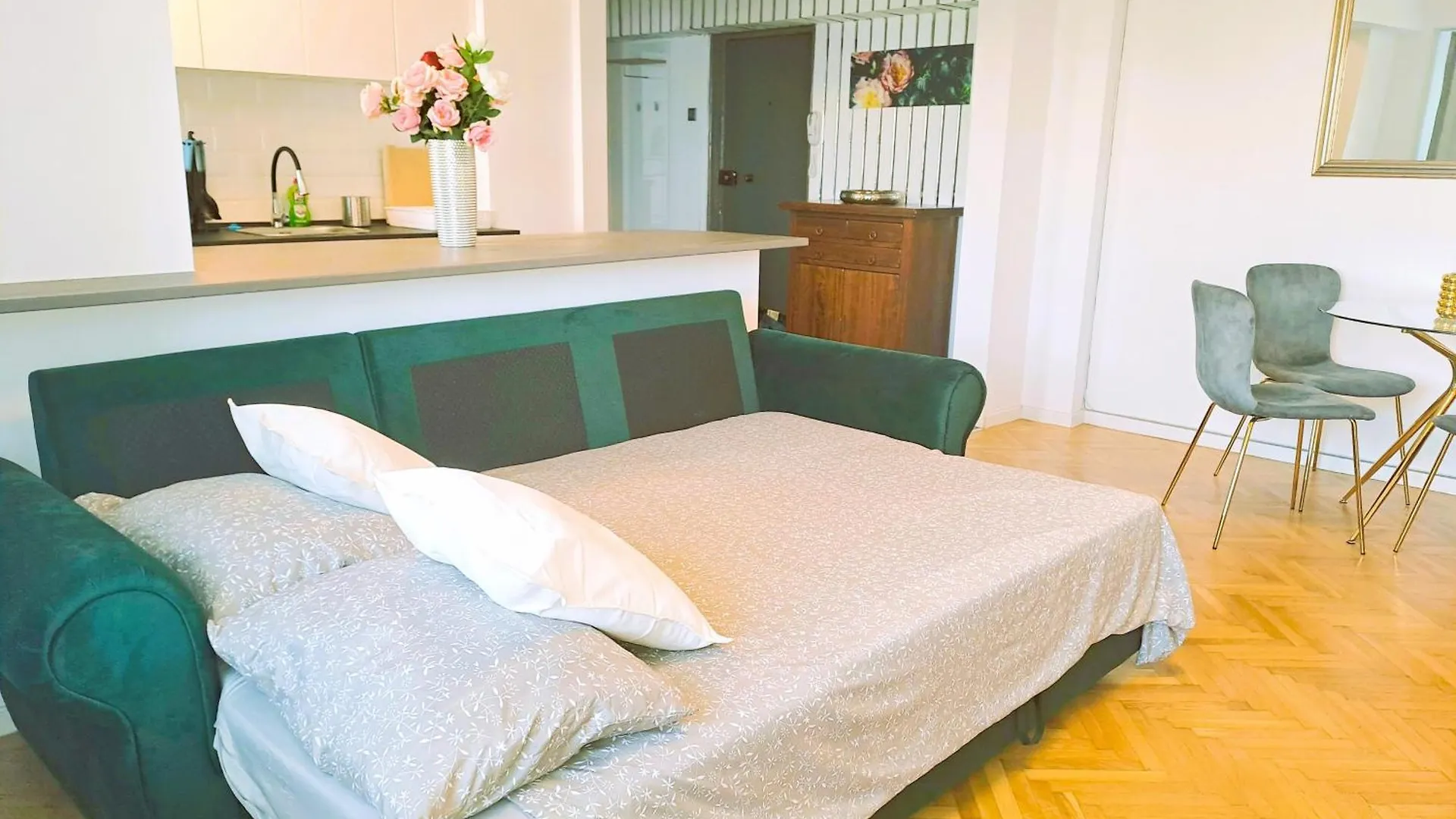 New Luxury Flat At Unirii And Parliament Apartment Bucharest 0*,  Romania